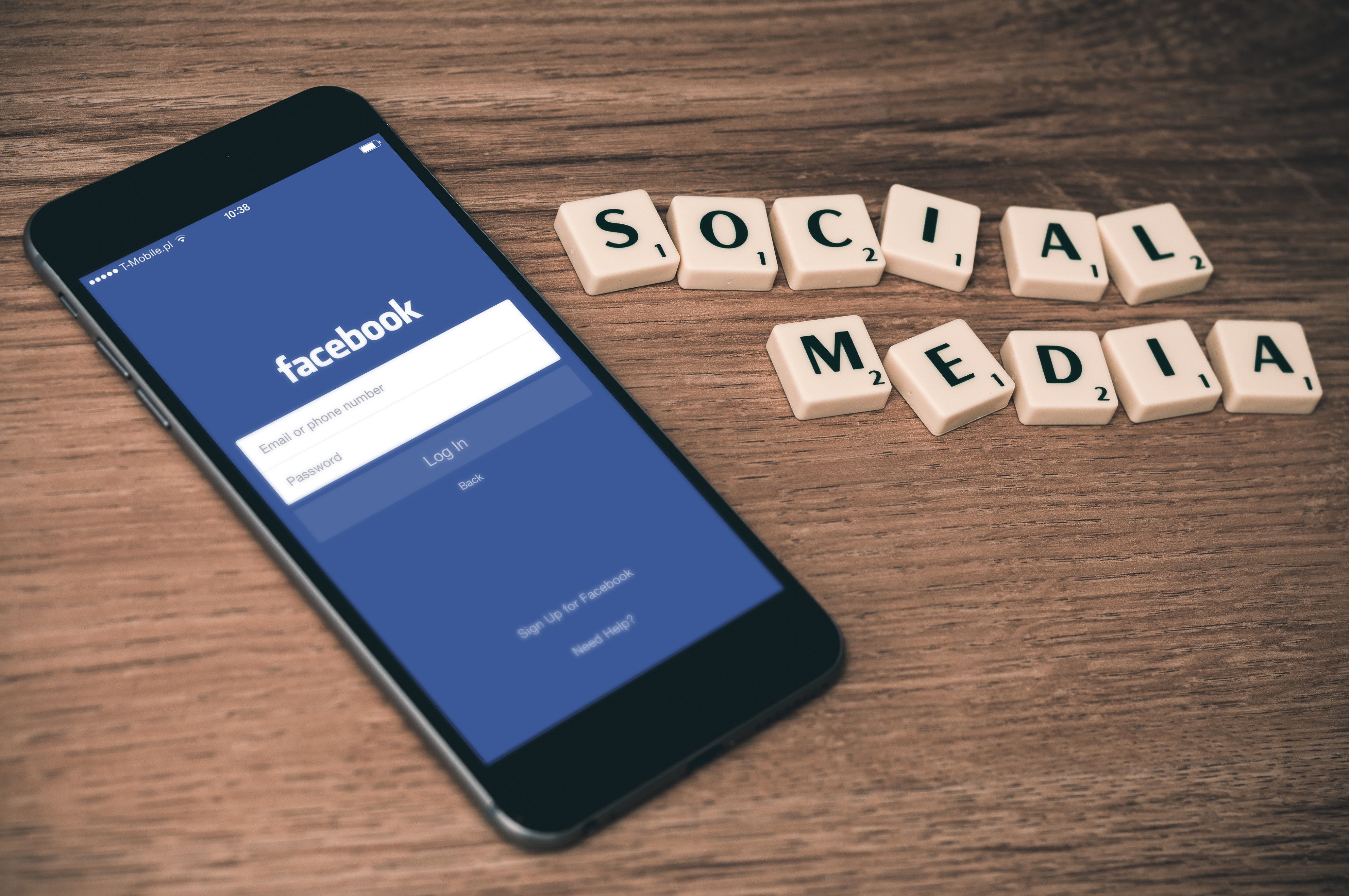 How start-ups can save money by managing their Digital Media Marketing